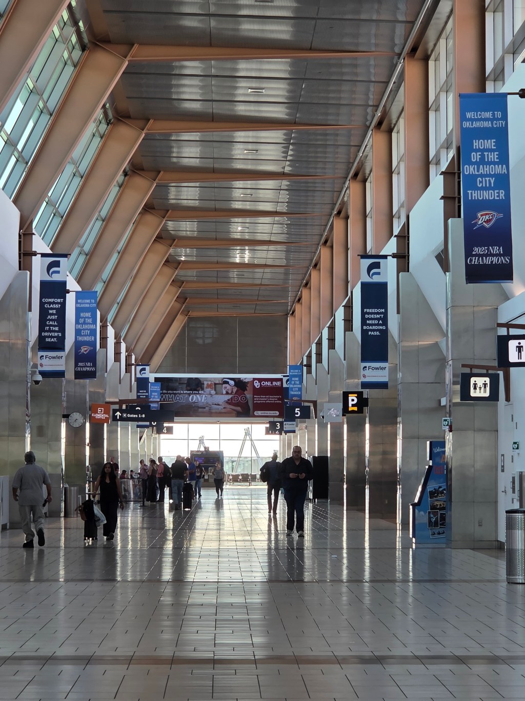 Summer Travel Ends: A Quiet Airport Tale with&nbsp;Holly